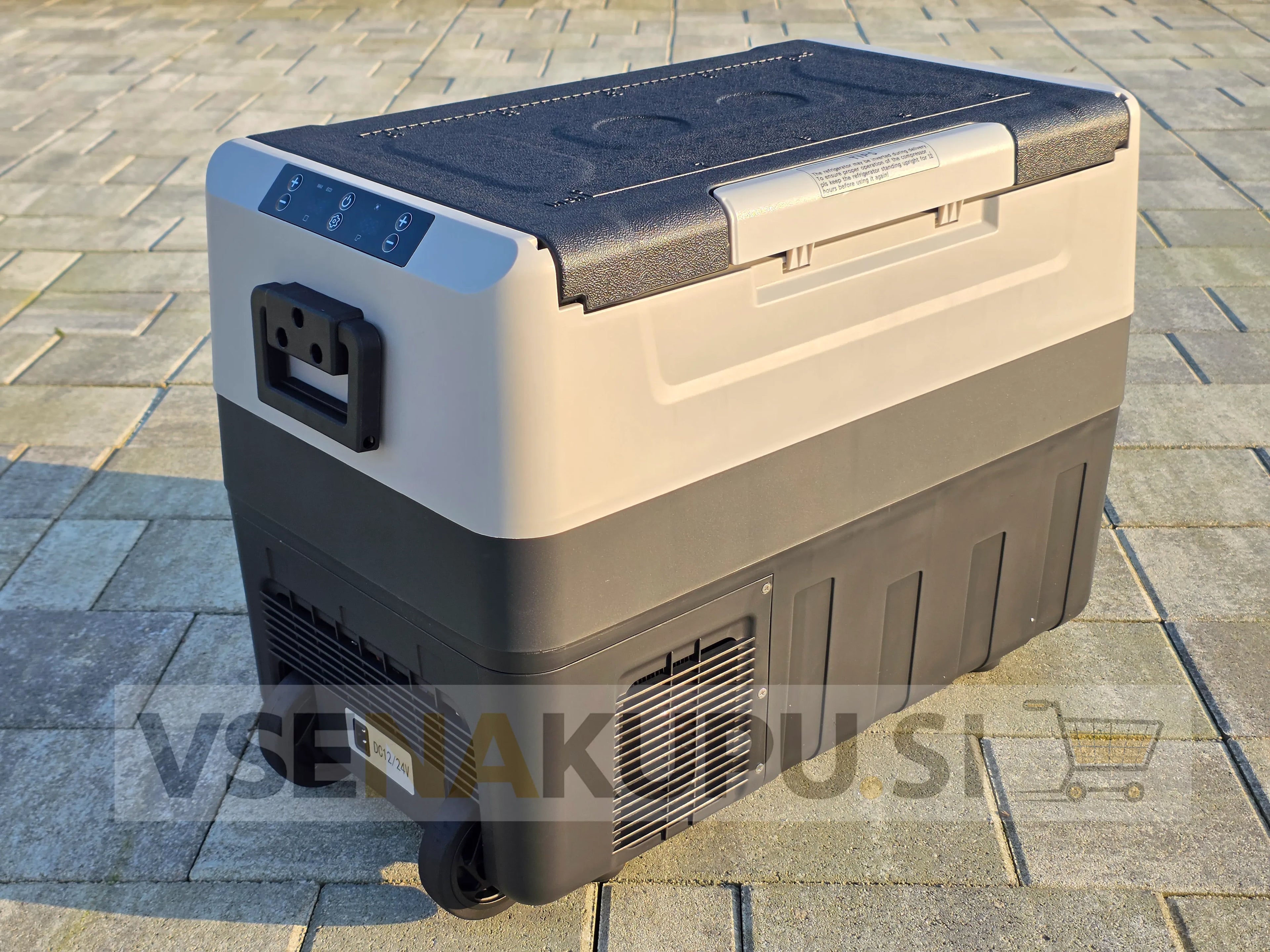 12V kompresorski hladilnik CoolBox 45L dvoconski – 12V/24V/220V