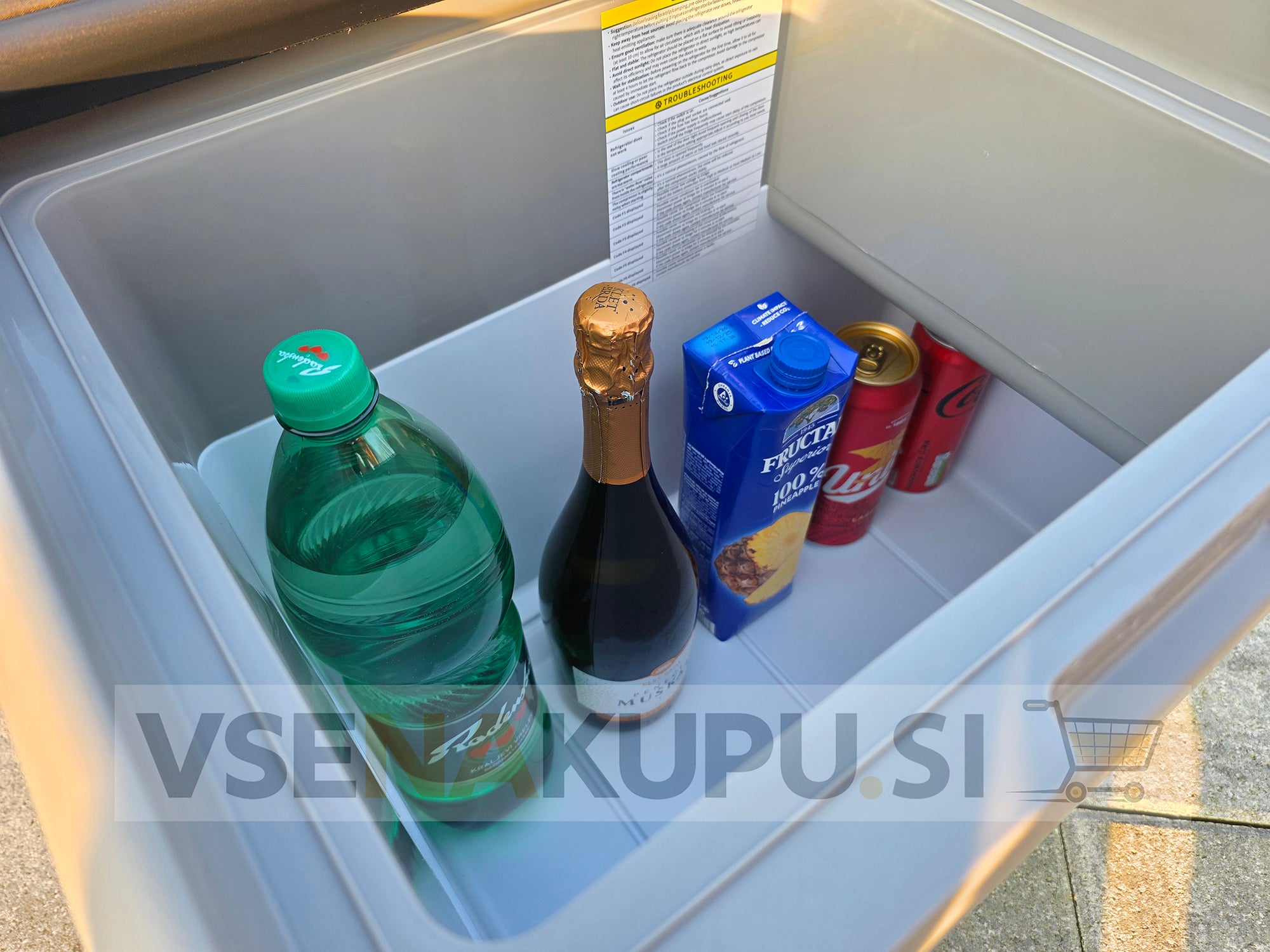 12V kompresorski hladilnik za avto CoolBox 40L – 12/24/220V za kampiranje in avtodom